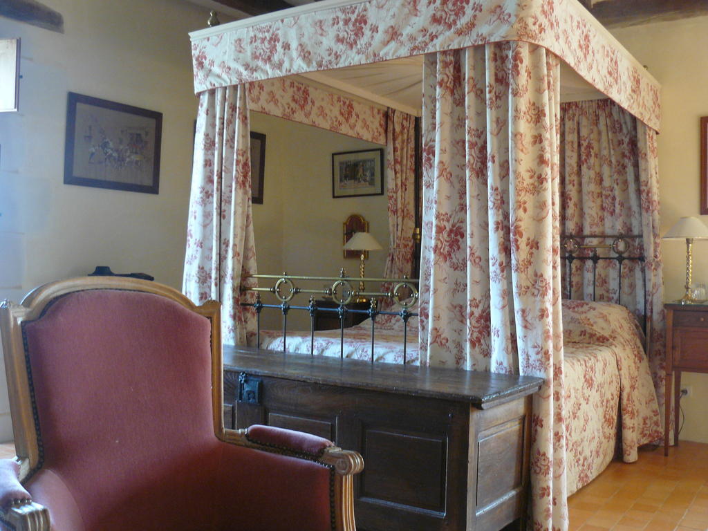 Manoir Du Bois Noblet Bed & Breakfast Louerre Rom bilde