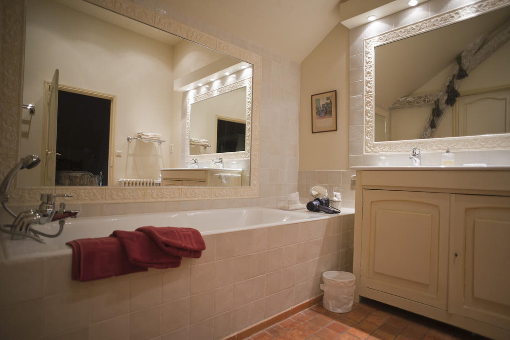 Manoir Du Bois Noblet Bed & Breakfast Louerre Eksteriør bilde