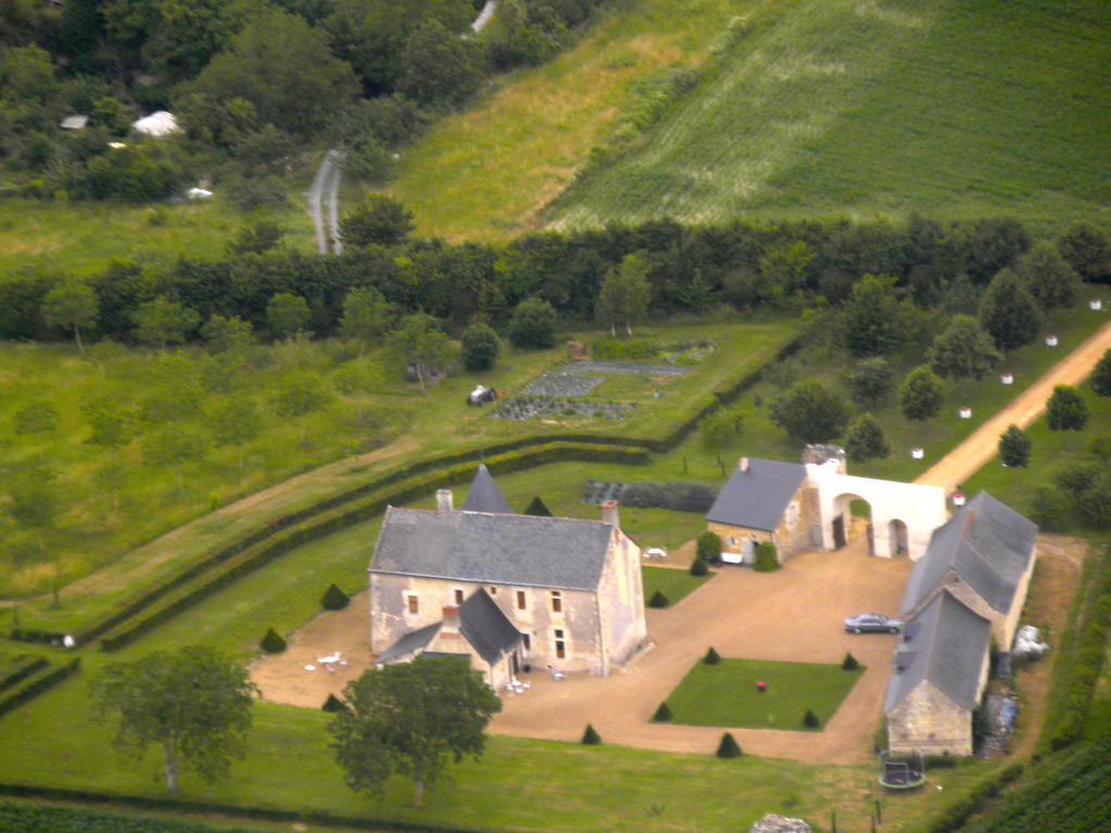 Manoir Du Bois Noblet Bed & Breakfast Louerre Eksteriør bilde